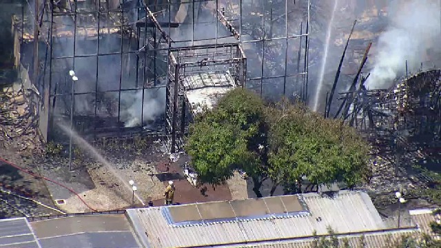 ​Incêndio sem feridos atinge cenário da novela 'Todas as Flores' da TV Globo.